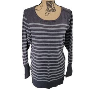 1X a.n.a. gray striped scoop neck sweater with shoulder button detail